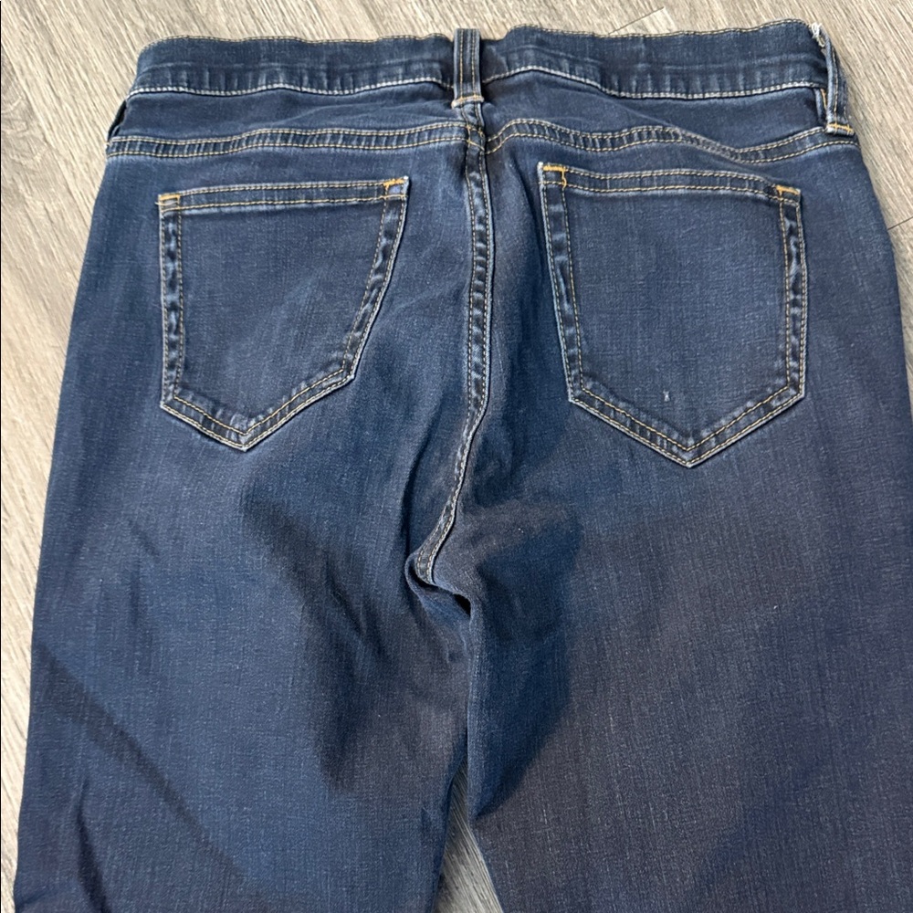 J. Crew Women's Straight Leg Jeans - Dark Blue EUC - Picture 6 of 6